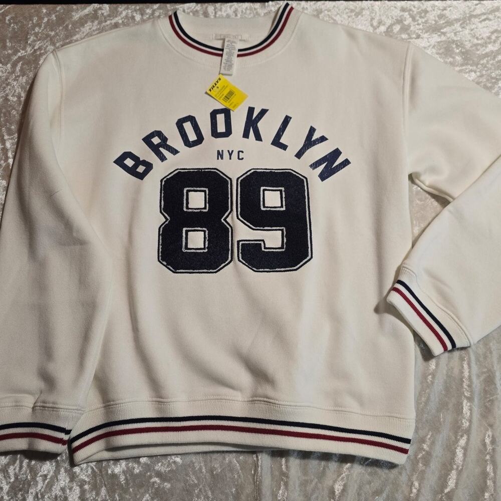 Full Tilt Brooklyn Sweater Youth Size L - Picture 1 of 2